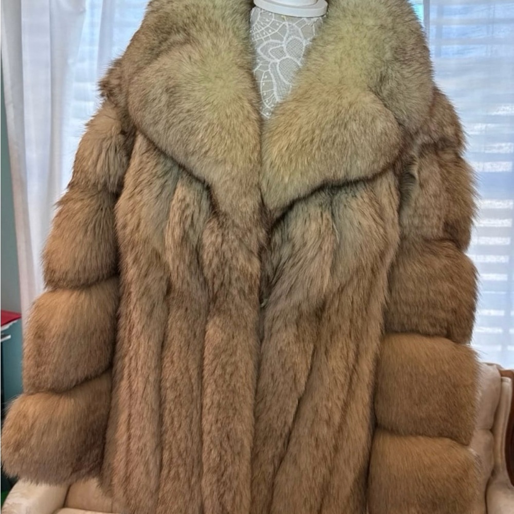 Fox Fur Jacket - Picture 5 of 9
